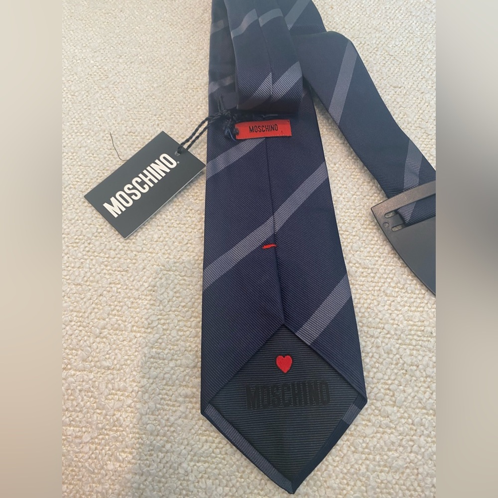NWT Moschino Tie